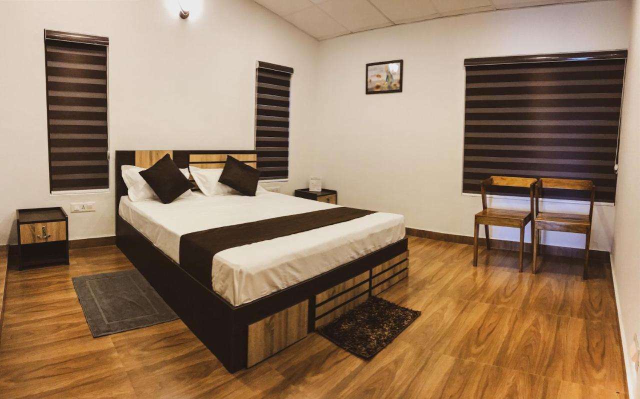 Partho Home Stay Padinjarathara Exterior photo